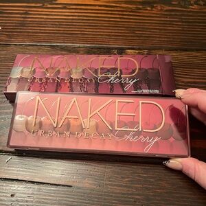 Urban Decay Naked Cherry Eyeshadow Palette - Red and Pink